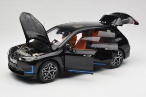 BMW iX Sapphire Black Minichamps 1:18 110023101 Kovina – slika 2 od 8