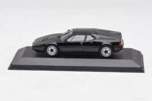 BMW M1 Črna Minichamps 1:43 940025021 Kovina