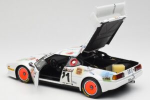 BMW M1 #83 Danner Bayern C. Danner / L. Oberndorfer 24 Hours of Le Mans 1981 Minichamps 1:18 80430306592 Kovina – slika 5 od 8