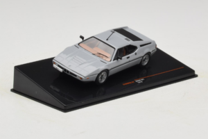 BMW M1 Siv IXO 1:43 CLC602N Kovina – slika 2 od 4