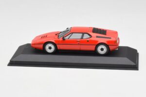 BMW M1 Rdeč Minichamps 1:43 430025022 Kovina