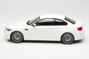BMW M2 Competition F87 Bela Minichamps 1:18 155028000 Kovina – slika 3 od 6