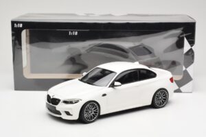BMW M2 Competition F87 Bela Minichamps 1:18 155028000 Kovina – slika 6 od 6