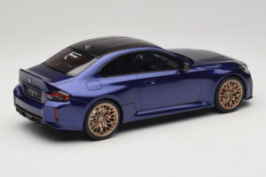 BMW M2 G87 CS Modra Metallic GT Spirit 1:18 GT552 Smola – slika 2 od 6