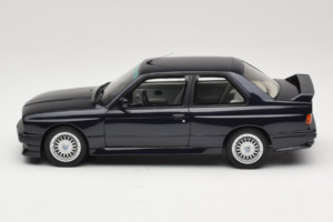 BMW M3 E30 Europameister Macau Blue Otto 1:18 OT1216 Kovina – slika 3 od 6