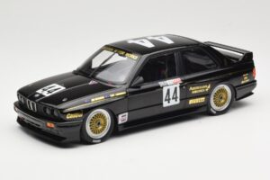 BMW M3 E30 JPS Team BMW #44 J. Richards / T. Longhurst Class Winners Bathurst 1000 1987 Minichamps 1:18 155872044 Kovina