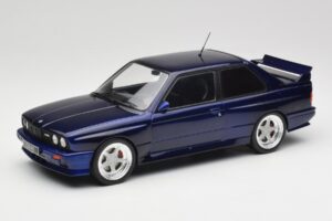 BMW M3 E30 Macau Blue IXO 1:18 18CMC122 Kovina