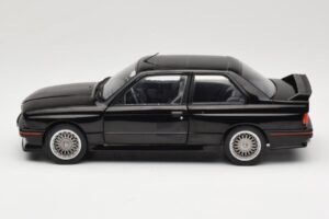 BMW M3 E30 Sport Evo Črn Solido 1:18 S1801501 Kovina – slika 4 od 8