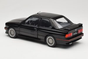 BMW M3 E30 Sport Evo Črn Solido 1:18 S1801501 Kovina – slika 7 od 8