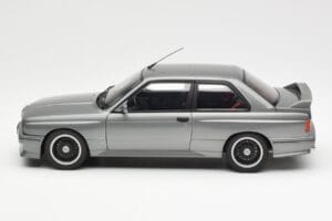 BMW M3 E30 Sport Evolution Cecotto Siv AUTOart 1:18 70567 Kovina – slika 4 od 8