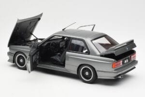 BMW M3 E30 Sport Evolution Cecotto Siv AUTOart 1:18 70567 Kovina – slika 5 od 8