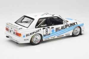 BMW M3 E30 Team Schnitzer #8 O. Manthey DTM 1988 Minichamps 1:18 155882008 Kovina – slika 2 od 6