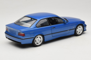 BMW M3 E36 Blue Metallic UT Models 1:18 20467 Kovina – slika 3 od 8