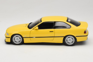 BMW M3 E36 Dakar Yellow UT Models 1:18 180022300 Kovina – slika 4 od 8