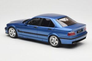 BMW M3 E36 Limuzina Modra Otto 1:18 OT1082 Smola – slika 5 od 6