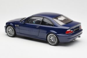 BMW M3 E46 Moder Kyosho 1:18 08503BL Kovina – slika 7 od 8