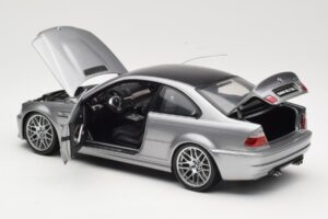 BMW M3 E46 CSL Srebrna Kyosho 1:18 08506S Kovina – slika 5 od 8
