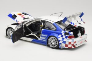 BMW M3 E46 GTR #24 D. Muller / J. Muller / H.-J. Stuck ALMS 2001 Minichamps 1:18 80430139184 Kovina – slika 5 od 8