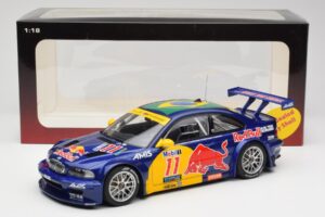 BMW M3 E46 GTR #11 Red Bull Interlagos 2005 AUTOart 1:18 80645 Kovina – slika 6 od 6