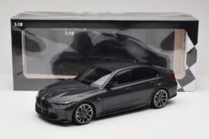 BMW M3 G80 Črn Metalik Minichamps 1:18 155020202 Kovina – slika 6 od 6