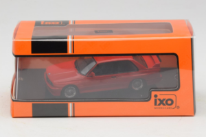 BMW M3 E30 Sport Evolution Rdeč IXO 1:43 CLC583N Kovina – slika 4 od 4