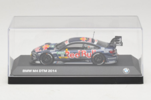 BMW M4 #18 Red Bull A. da Costa BMW Team RBM DTM 2014 Minichamps 1:43 80422364863 Kovina – slika 4 od 5