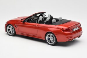 BMW M4 F83 Kabriolet Sakhir Oranžen Paragon 1:18 PA-97111 Kovina – slika 7 od 8