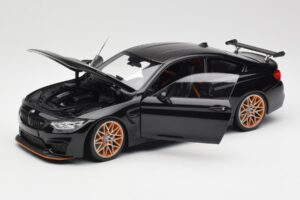 BMW M4 F82 GTS Sapphire Black Metallic Minichamps 1:18 110025220 Kovina – slika 2 od 8