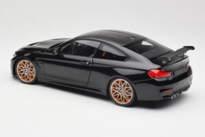 BMW M4 F82 GTS Sapphire Black Metallic Minichamps 1:18 110025220 Kovina – slika 7 od 8