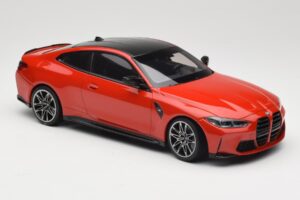 BMW M4 F82 Imola Red Metallic Minichamps 1:18 155020121 Kovina – slika 4 od 6