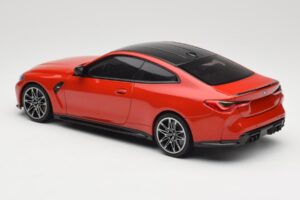 BMW M4 F82 Imola Red Metallic Minichamps 1:18 155020121 Kovina – slika 5 od 6
