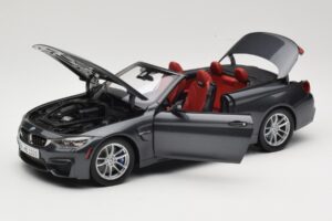 BMW M4 F83 Kabriolet Mineral Grey Paragon 1:18 80432339610 Kovina – slika 2 od 8