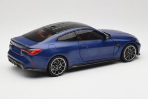 BMW M4 G82 Moder Metallic Minichamps 1:18 113020123 Kovina – slika 3 od 8