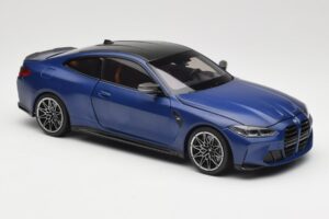 BMW M4 G82 Moder Metallic Minichamps 1:18 113020123 Kovina – slika 6 od 8