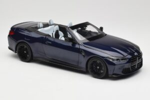 BMW M4 G82 Kabriolet Modra Metallic Minichamps 1:18 110021031 Kovina – slika 6 od 8