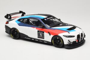 BMW M4 G82 GT4 #1 Presentation 2022 Otto 1:18 OT1228 Smola – slika 4 od 6