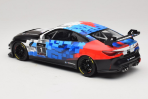 BMW M4 GT4 #1 Presentation 2024 Otto 1:18 OT1125 Smola – slika 5 od 6