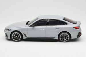 BMW M440i G26 Gran Coupe Brooklyn Siva Metalik Otto 1:18 OT454 Smola – slika 3 od 6