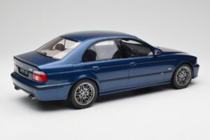 BMW M5 E39 Avus Moder Otto 1:12 G073 Smola – slika 2 od 6