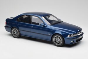 BMW M5 E39 Avus Moder Otto 1:12 G073 Smola – slika 4 od 6