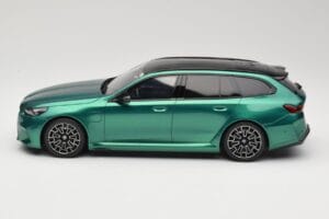 BMW M5 G99 Competition Touring Isle of Man Green GT Spirit 1:18 GT509 Smola – slika 3 od 6