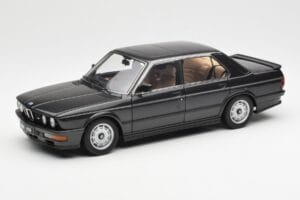 BMW M535i E28 Diamond Črn AUTOart 1:18 75162 Kovina