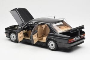 BMW M535i E28 Diamond Črn AUTOart 1:18 75162 Kovina – slika 5 od 8