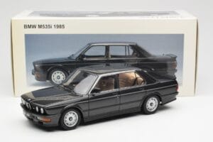 BMW M535i E28 Diamond Črn AUTOart 1:18 75162 Kovina – slika 8 od 8