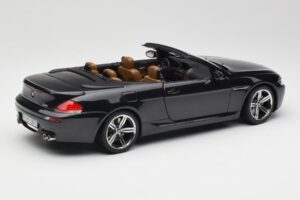 BMW M6 E64 Kabriolet Sapphire Black Kyosho 1:18 80430417424 Kovina – slika 4 od 9