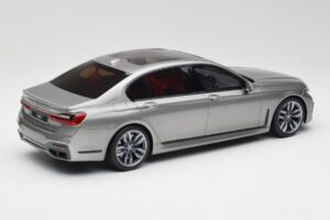 BMW M760i G12 V12 Final Edition Siv GT Spirit 1:18 GT478 Smola – slika 2 od 6