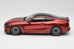 BMW M8 F91 Convertible Storm Bay Metallic Minichamps 1:18 110029020 Kovina – slika 4 od 8