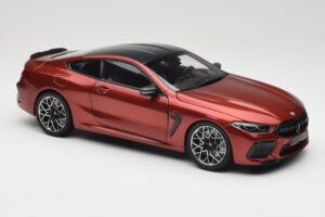 BMW M8 F91 Convertible Storm Bay Metallic Minichamps 1:18 110029020 Kovina – slika 6 od 8