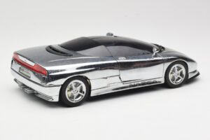 BMW Nazca M12 Chrome Silver Revell 1:18 08916 Kovina – slika 3 od 8
