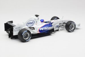 BMW Sauber F1.06 #17 J. Villeneuve Launch Version 2006 Minichamps 1:18 80430413184 Kovina – slika 2 od 6